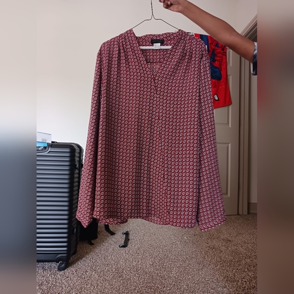 Clothes - Picture 1 of 2